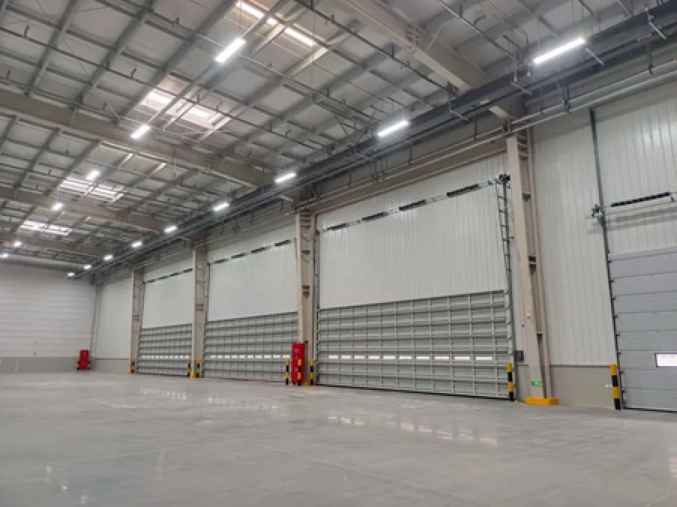 單板滑升門寬度11500mm內