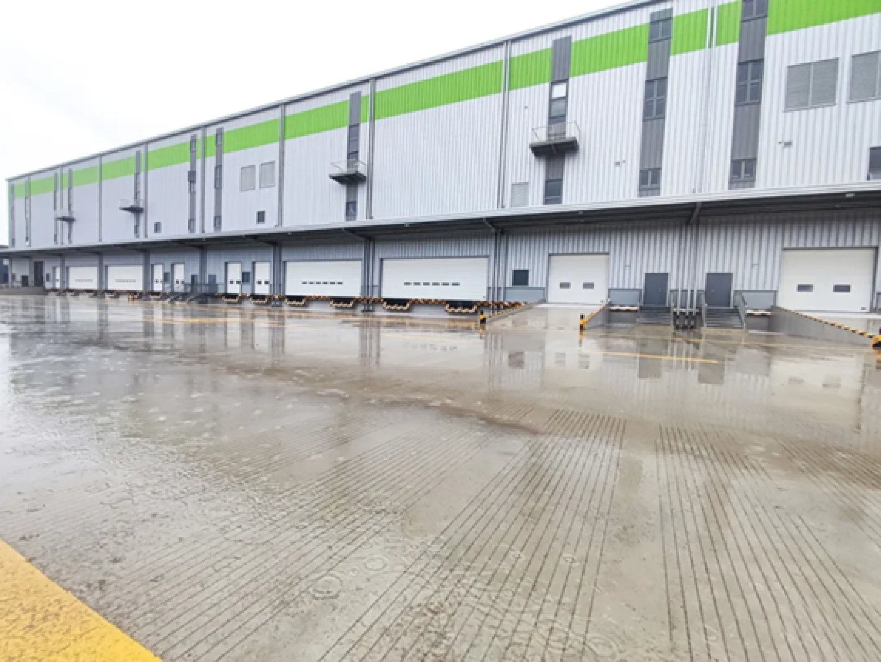 單板滑升門寬度11500mm外